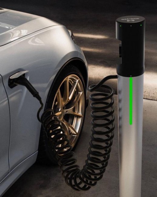 Astreea® Charger 1 x 22kW - dobíjecí stanice sloupková - Nabíjecí kabel:: 4 m 11kW, MID elektroměr:: ne